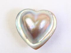 心型金黃貝寶珠